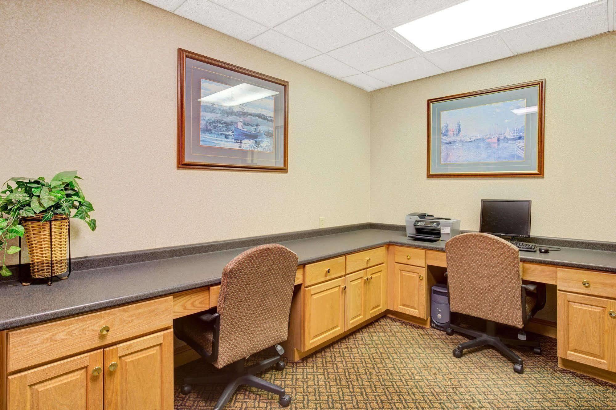 Days Inn Lake Norman Cornelius Exterior foto